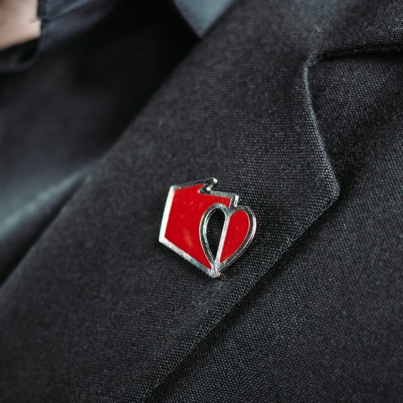 projekt LMH, Love My Homeland, przypinka pin LMH, Polska, symbol patriotyczny, Polonia, Wyjątkowe wsparcie Polonii na całym świecie